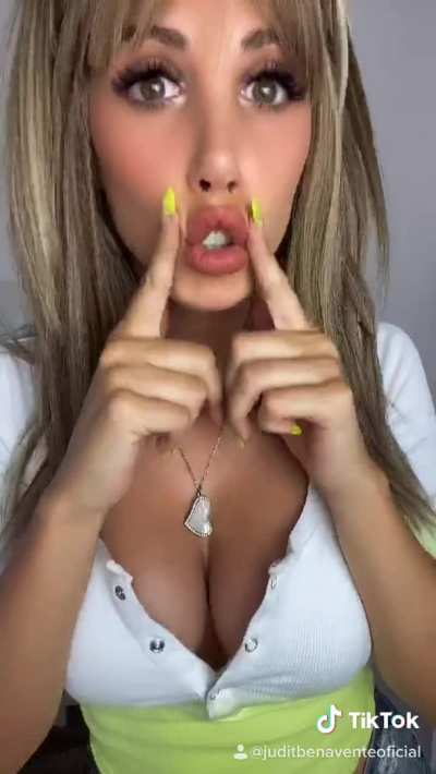 JuditBenaventeModel