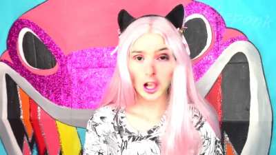 The ideal woman does not exi...