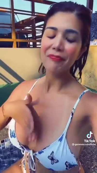 Geneva Cruz
