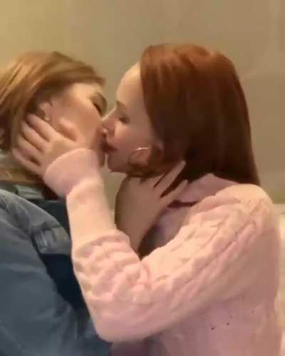 2 Beautiful Redheads
