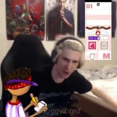 Xqc orders his meal