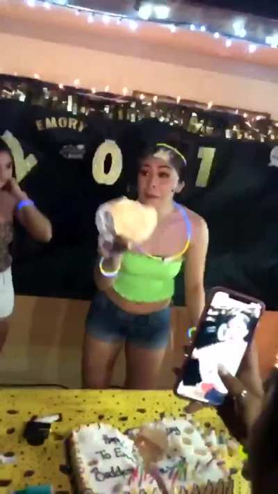 Cake smash