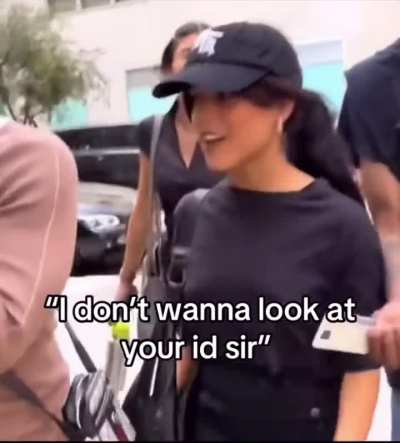 Jenna rejecting a guy