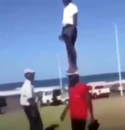 Sem t&iacute;tulo amigo