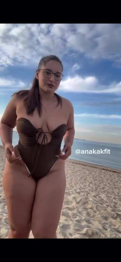 Thick 🐇🍑 (There's no sound in the video unfortunately)