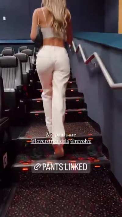 Panty line in some see through white shorts 🫣😵&zwj;💫