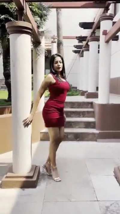 Radhika Maroo 🦨