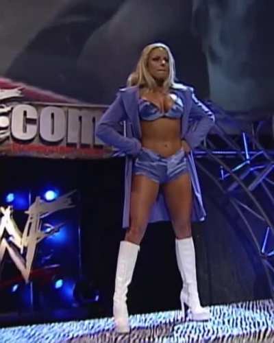 Trish Stratus