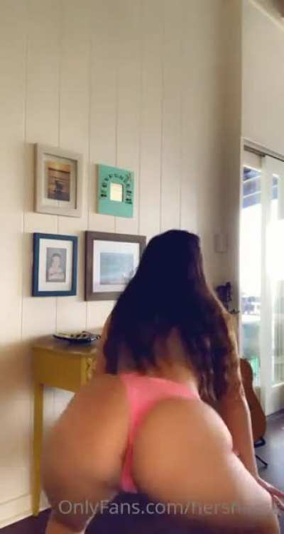 hershikiss