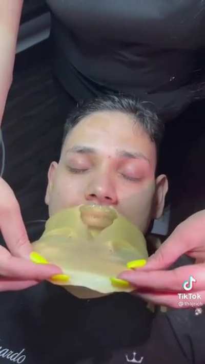 Peeling off a face mask