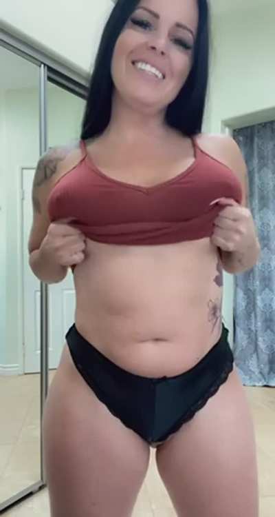 I love dropping my tits for you&hellip; do you like