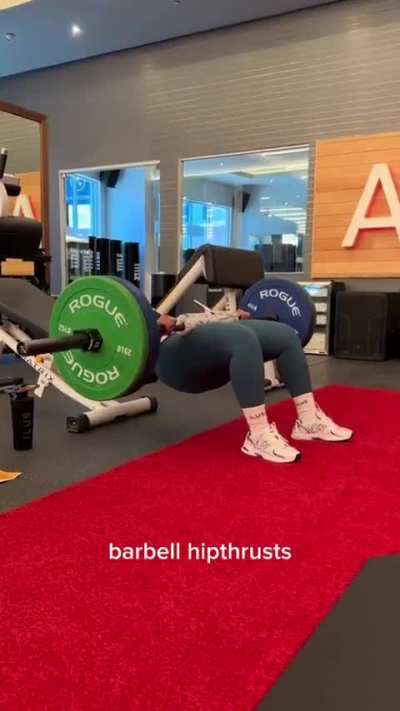 Big ole gym booty