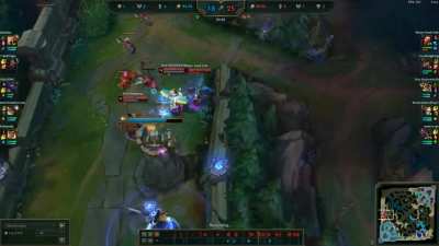 Riot Employee gets trolled then runs it down lol