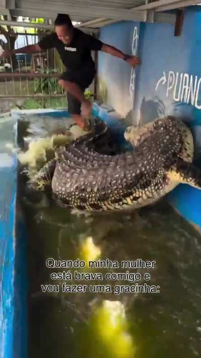 O homem que nunca flertou com o perigo &eacute; apenas um menino.