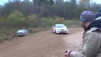 Man they&rsquo;re really getting some closeup shots of the cars
