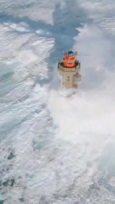 The terrifying power of the Ocean