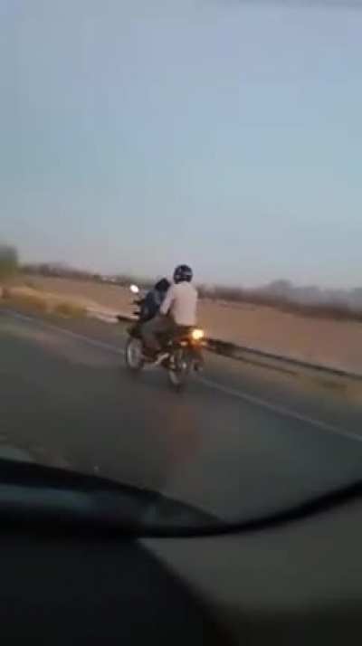 🏍️