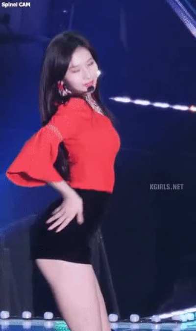 Sana Minatozaki