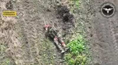A Ukrainian VOG landed directly on a wounded Russian soldier &amp;amp; blew his head clean off.
