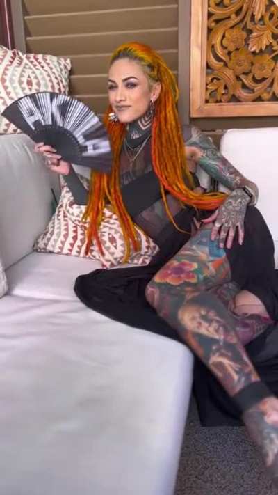 Lena Scissorhands