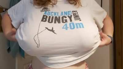 Love her big boobs