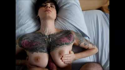 Huge cumshot
