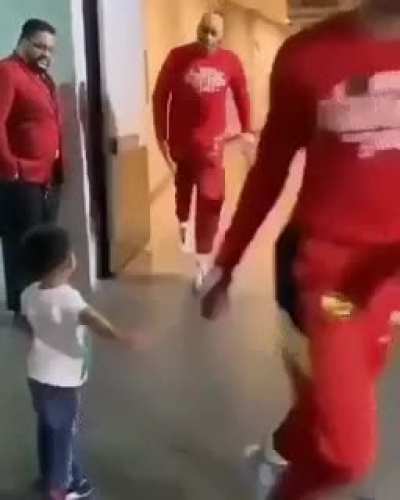 He&rsquo;s so stoked that he met his favorite players!