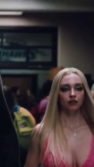 Sydney Sweeney Jiggle