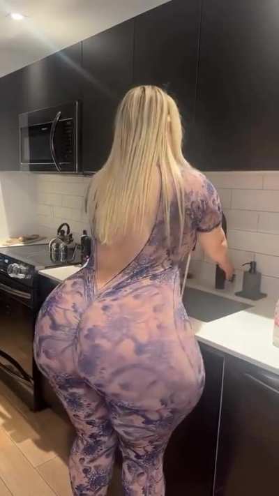 I&rsquo;m dumping cum in her every day if that was my lady. Wouldn&rsquo;t miss a day