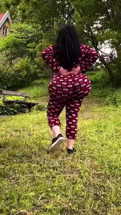 Jiggle