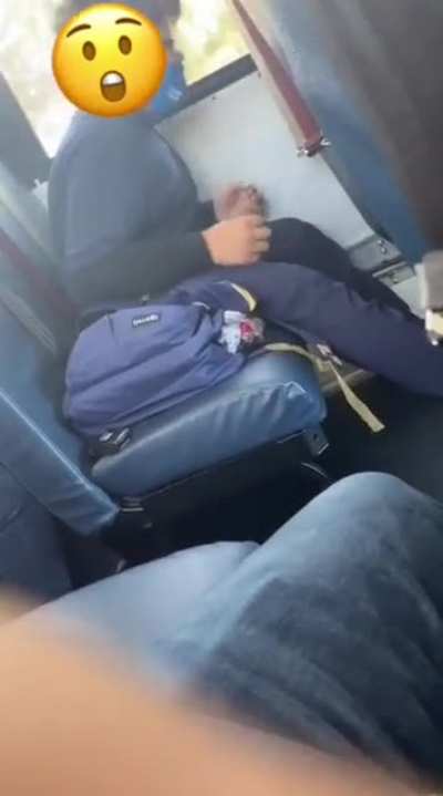 😰