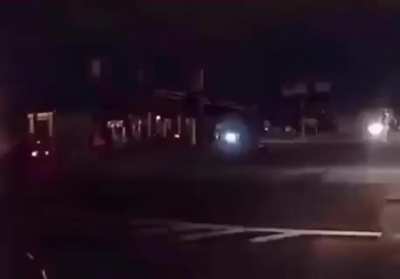 Decided to add sound effects to that clip from r/funny, enjoy!