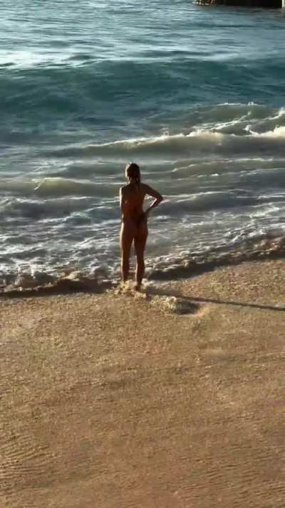 Beach day | IG March 2025