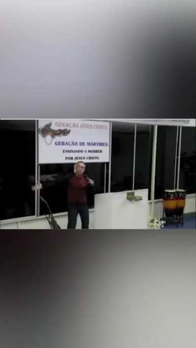 Uma igreja evang&eacute;lica que a Andressa Urach n&atilde;o seria aceita