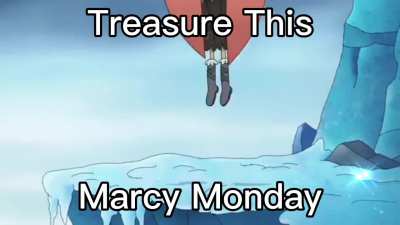 Sorry for the late post, it&rsquo;s been a crazy week in the sock household. Happy Marcy Monday!