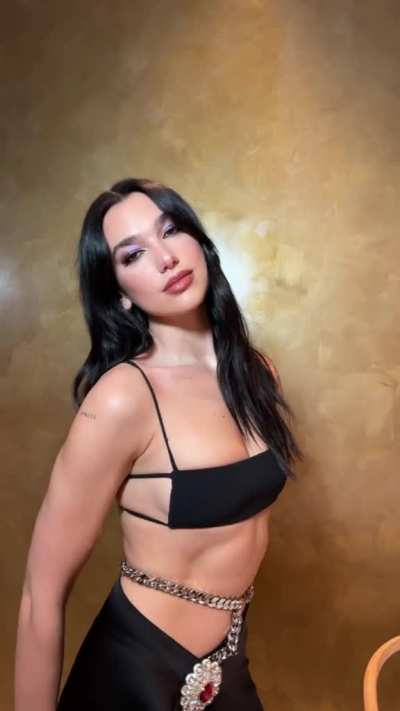 Dua Lipa