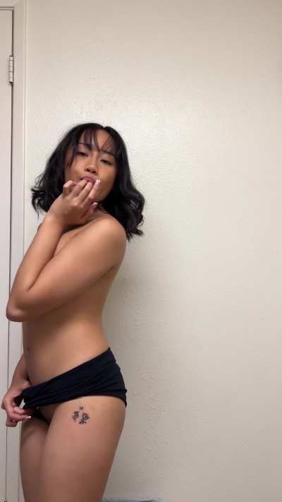 I'm just 4&rsquo;11 and 86 pounds, and I have no boyfriend. Would we still be fucking?