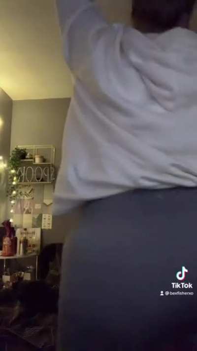 leggings or nothing?
