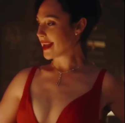 I wanna fuck Gal Gadot’s tight milf body so bad