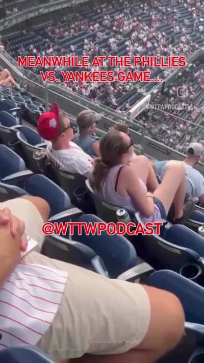 Classy Philly fans