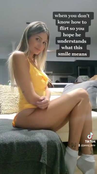 If you catch me smiling, I'm horny 😉