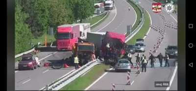 [Czech republic] Truck driver hit a maitanance vehicle. He was declared dead on scene.