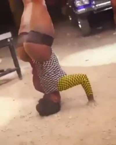 HMFT after twerking too hard and snapping neck