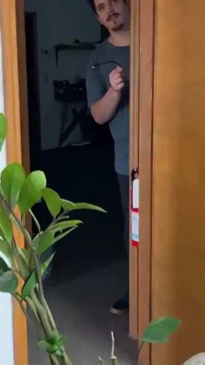 &ldquo;I found the HDMI&rdquo;