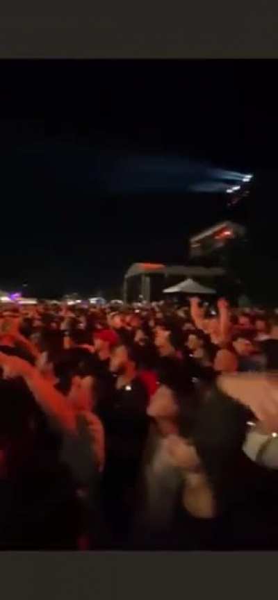At one point, whole sections the crowd were chanting &ldquo;Stop The Show&rdquo; what more could they have done to get the crews attention???