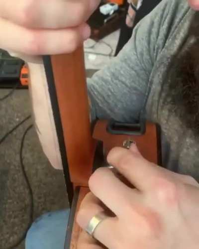 Складываемая гитара
