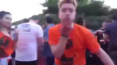 PORFAVOR VIRALIZEM ISSO AKKAKAKAKKAKAK