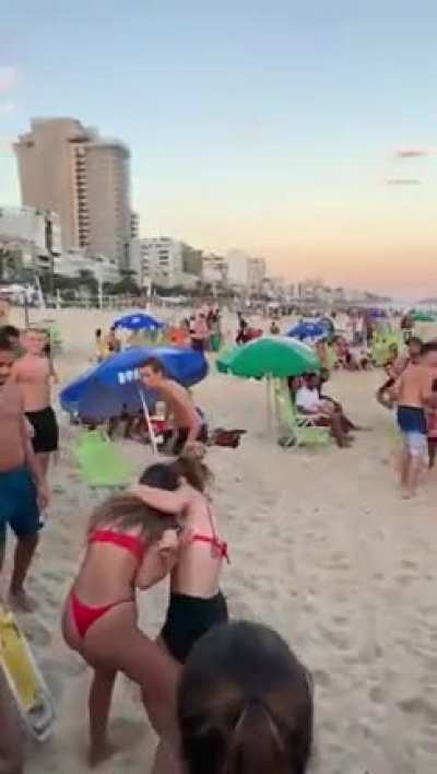 some girls fighting in the beach (Rio de Janeiro, Brazil)