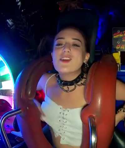 Who doesn&rsquo;t love tits and amusement park rides??