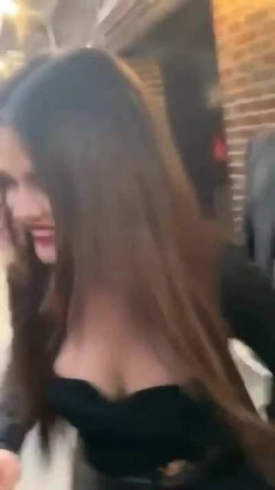 Selena Gomez 🔥🥵🤤